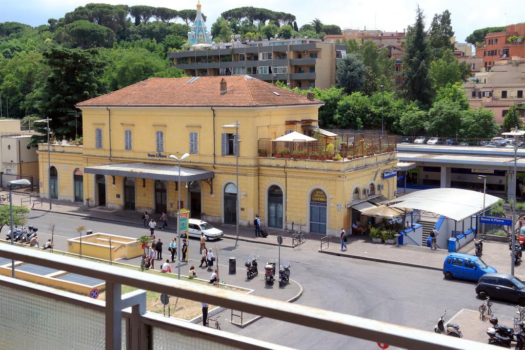 La Stazione Del Vaticano โรม ภายนอก รูปภาพ